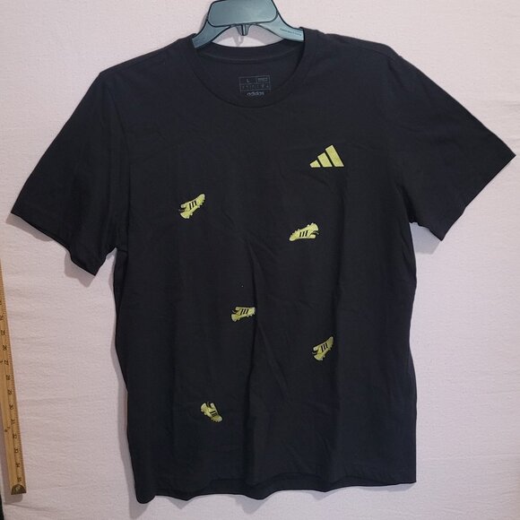 NWT T-Shirt ADIDAS Large Unisex Black Gold Sneakers Graphics (New With Tags) - Picture 1 of 16